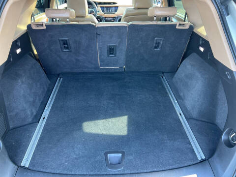 2017 Cadillac XT5 Platinum