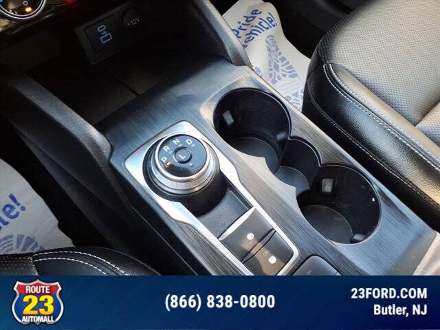 2022 Ford Escape SEL