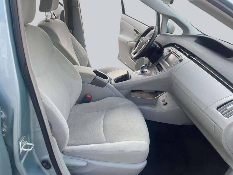 2015 Toyota Prius Two