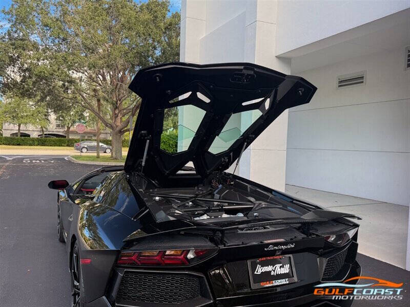 2016 Lamborghini Aventador LP 700-4