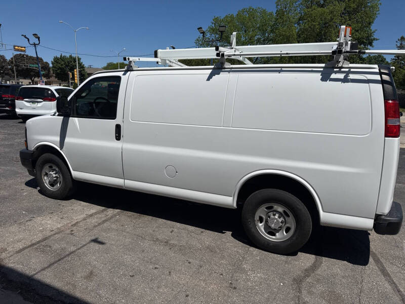2017 Chevrolet Express 2500