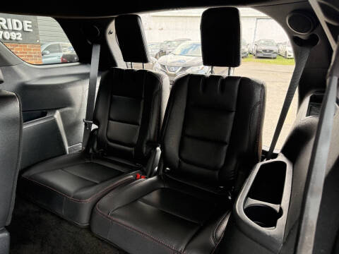2018 Ford Explorer Sport
