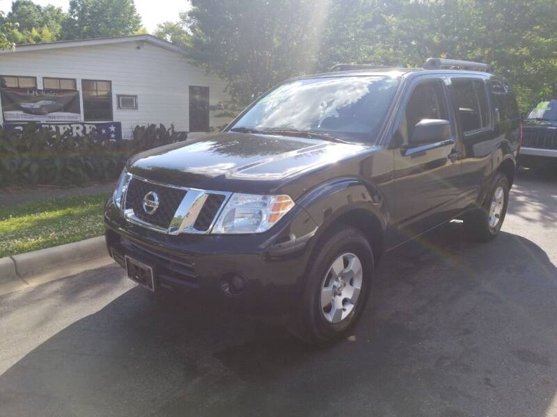 2011 Nissan Pathfinder for sale at TR MOTORS in Gastonia NC