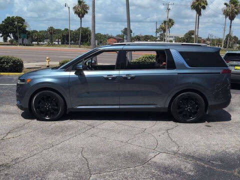 2022 Kia Carnival SX