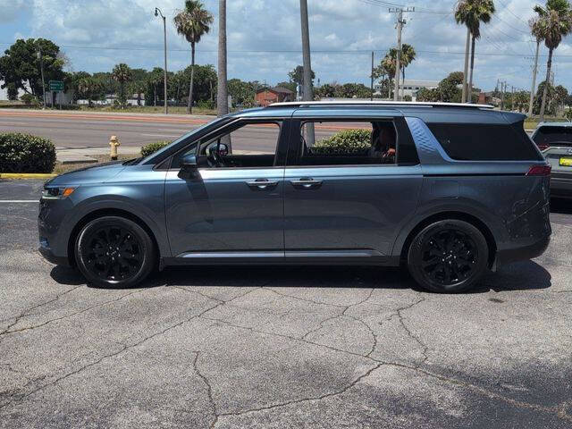 2022 Kia Carnival SX