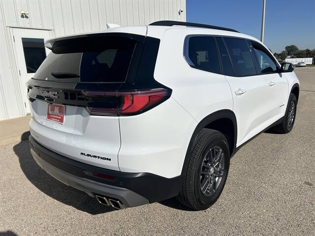 2025 GMC Acadia Elevation