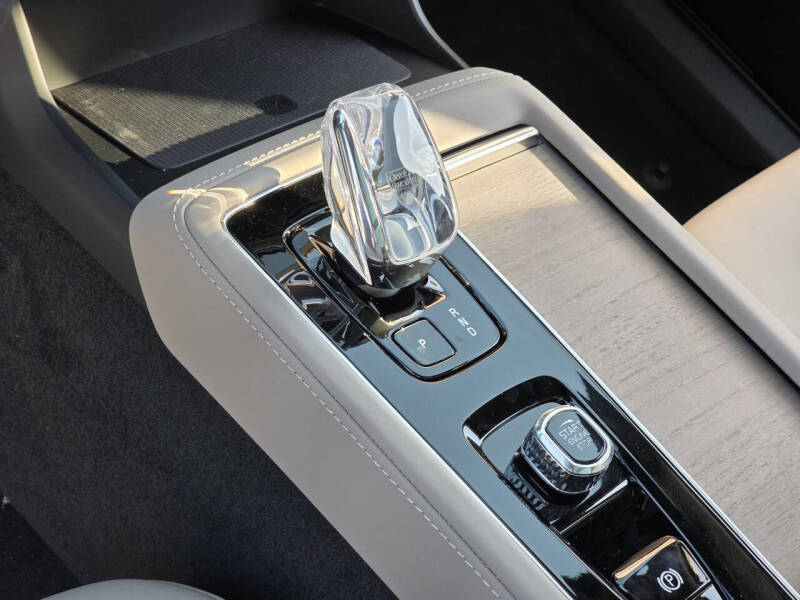 2026 Volvo XC90 B6 Plus 7P