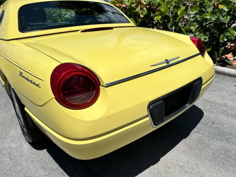 2002 Ford Thunderbird Deluxe
