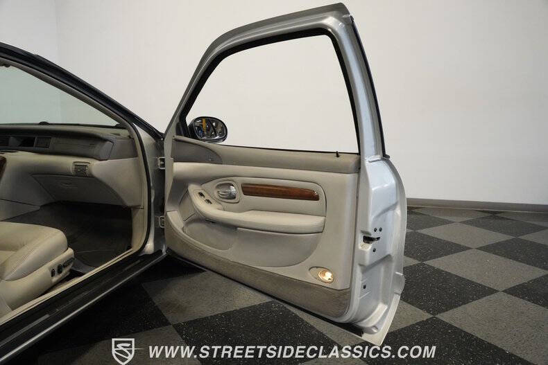 1997 Lincoln Mark VIII