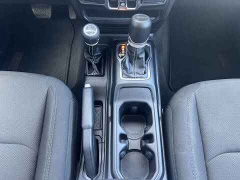 2023 Jeep Gladiator Overland