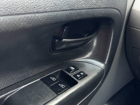 2021 Nissan NV200 SV