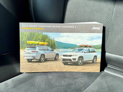 2023 Jeep Grand Cherokee Altitude