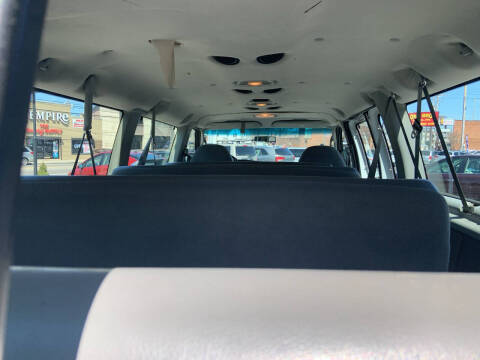 2003 Ford E-Series E-350 SD XL