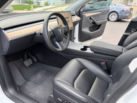 2023 Tesla Model Y Long Range