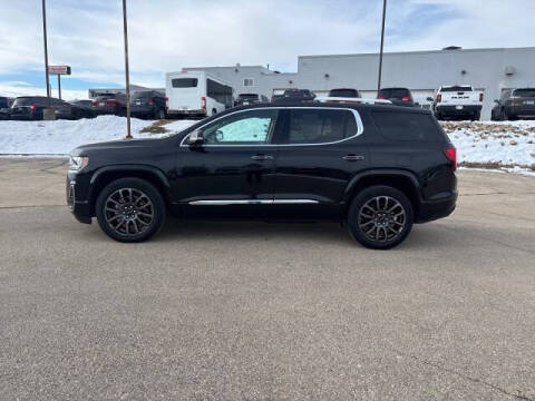 2023 GMC Acadia Denali