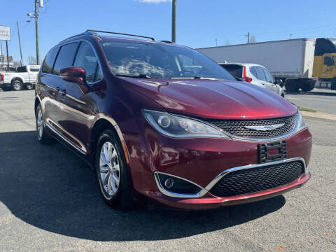 2019 Chrysler Pacifica Touring L
