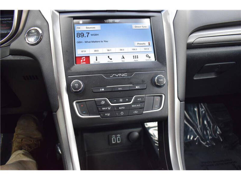 2019 Ford Fusion Hybrid SE