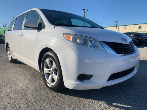 2014 Toyota Sienna for sale at Marvin Motors in Kissimmee FL