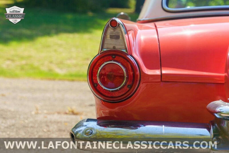 1956 Ford Thunderbird