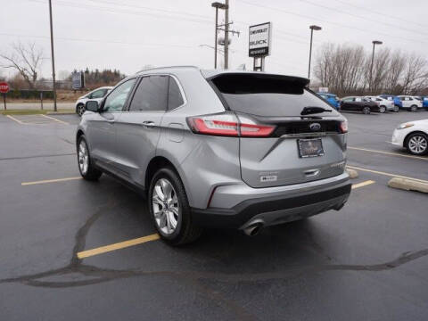 2020 Ford Edge Titanium