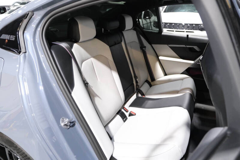 2025 BMW M5