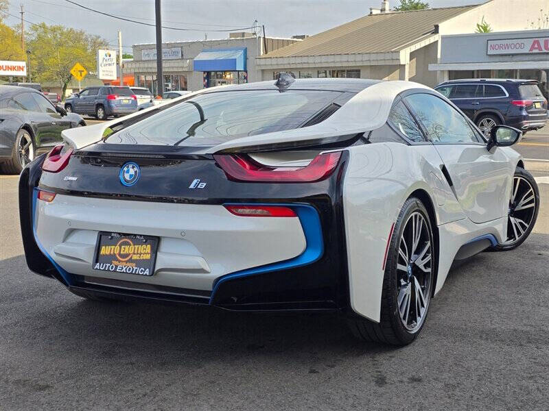 2016 BMW i8