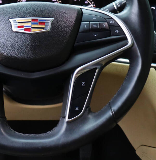 2017 Cadillac XT5