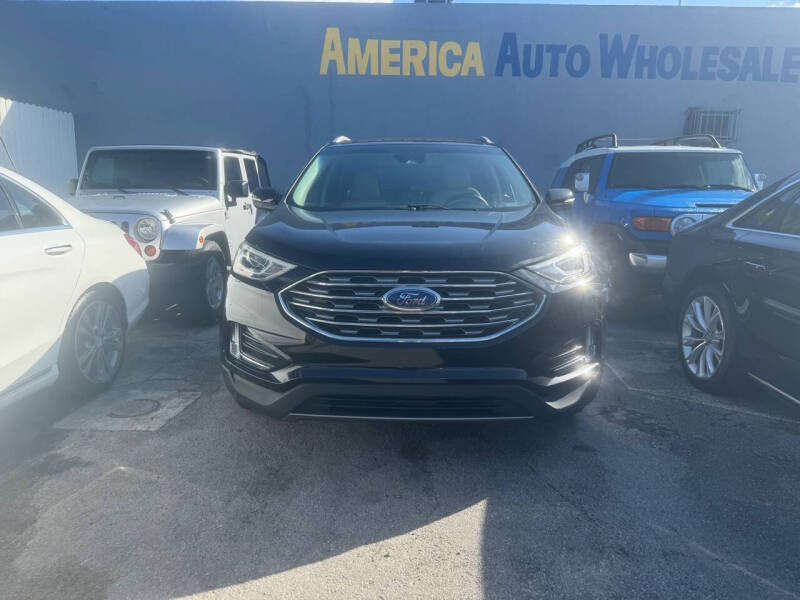 2020 Ford Edge SEL photo 3