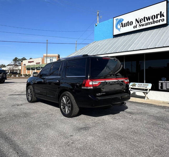 2017 Lincoln Navigator Select