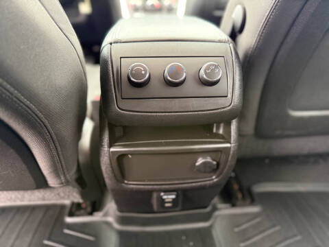 2015 GMC Acadia SLE-2