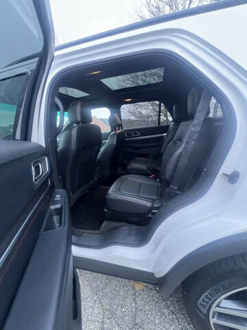 2016 Ford Explorer Sport