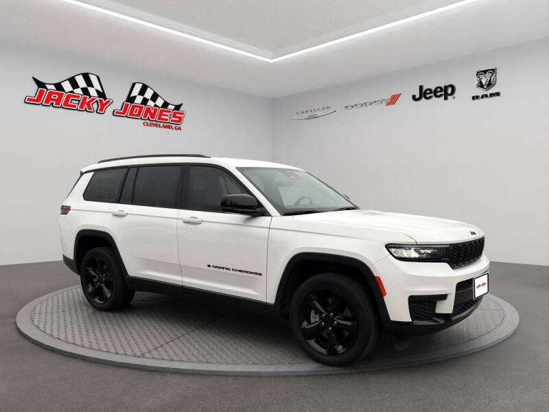 2022 Jeep Grand Cherokee L Laredo
