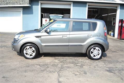 2010 Kia Soul +