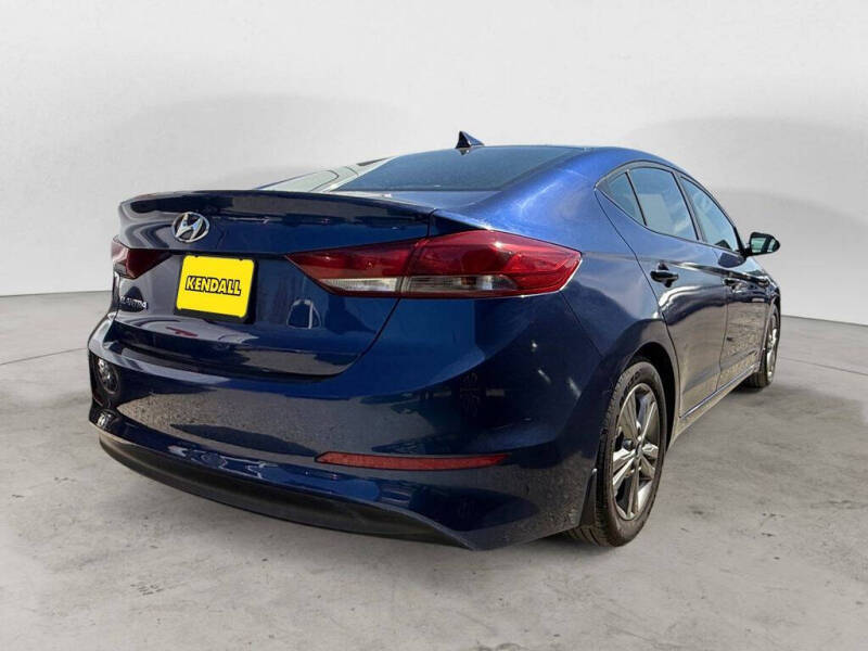 2018 Hyundai Elantra