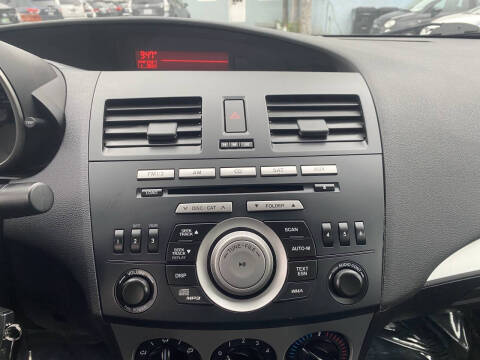 2010 Mazda MAZDA3 i Touring