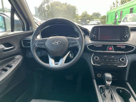 2020 Hyundai Santa Fe SE