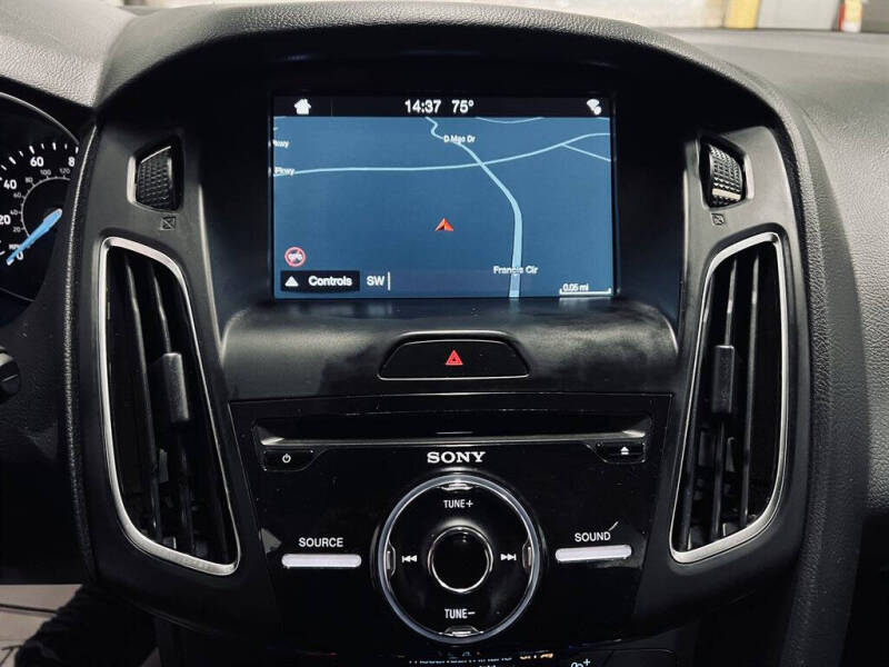 2017 Ford Focus Titanium
