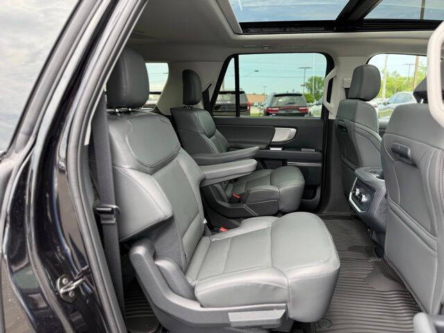 2026 Ford Expedition MAX Active