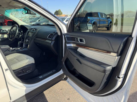 2016 Ford Explorer Platinum