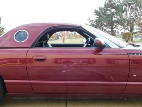 2004 Ford Thunderbird Deluxe