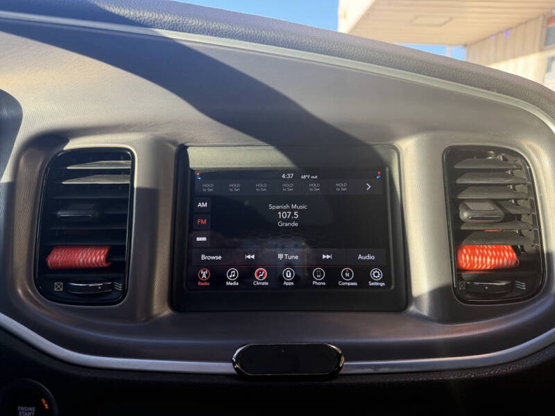 2019 Dodge Charger SXT