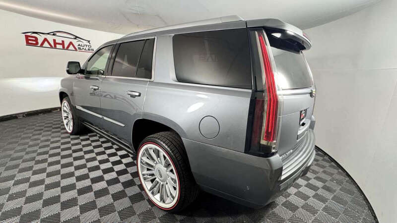 2019 Cadillac Escalade Platinum