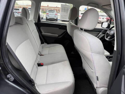 2016 Subaru Forester 2.5i