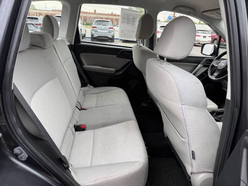 2016 Subaru Forester 2.5i