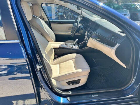 2012 BMW 5 Series 535i