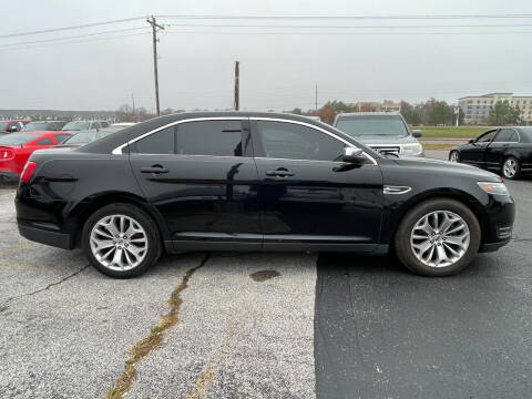 2018 Ford Taurus Limited