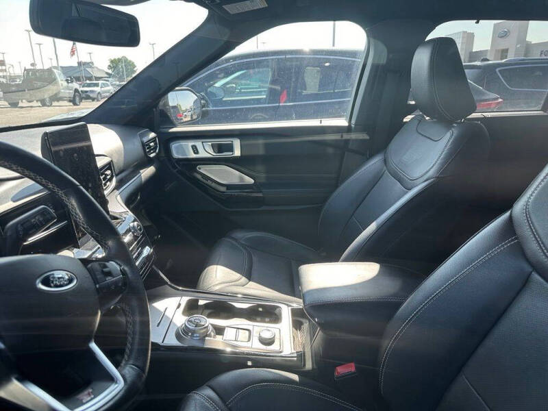 2022 Ford Explorer ST