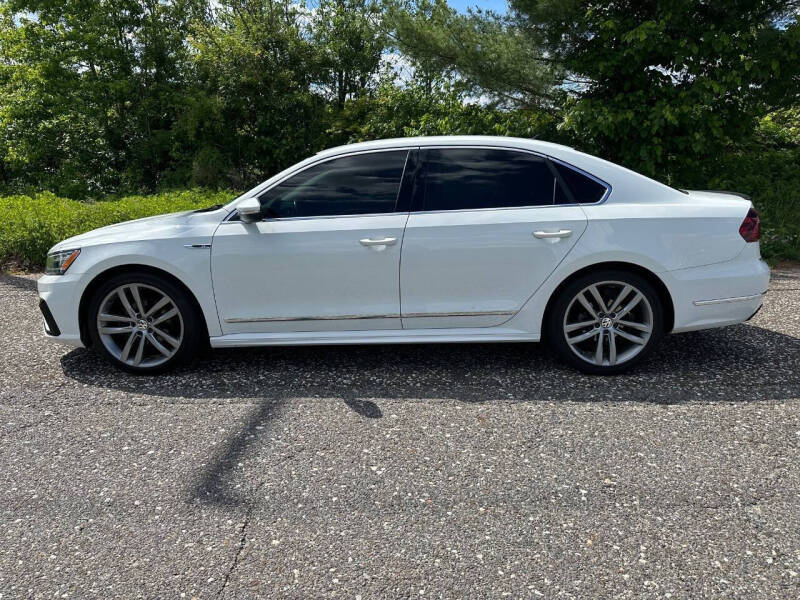 2017 Volkswagen Passat 1.8T R-Line