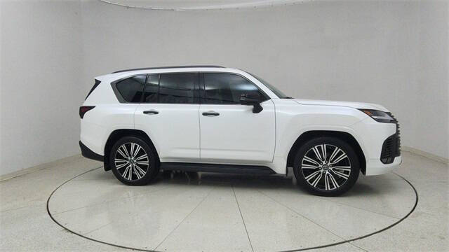 2023 Lexus LX 600 Luxury