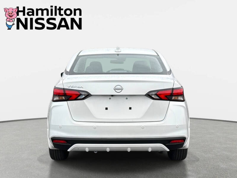 2025 Nissan Versa SV